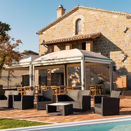 גוביו Tenuta Borgo Santa Cecilia מראה חיצוני תמונה