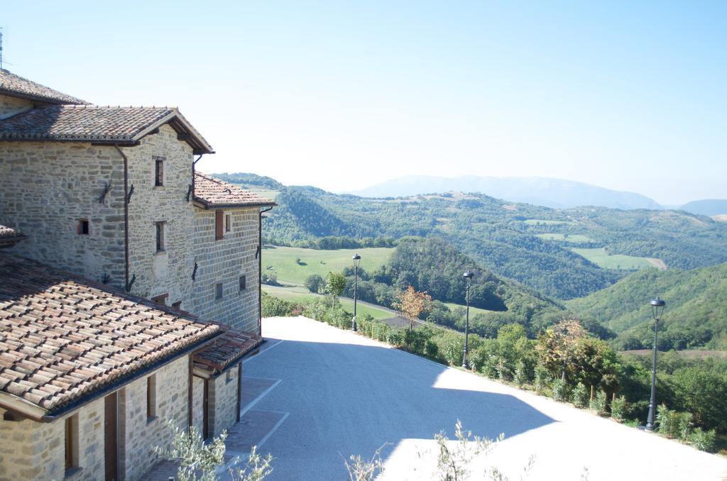 גוביו Tenuta Borgo Santa Cecilia מראה חיצוני תמונה