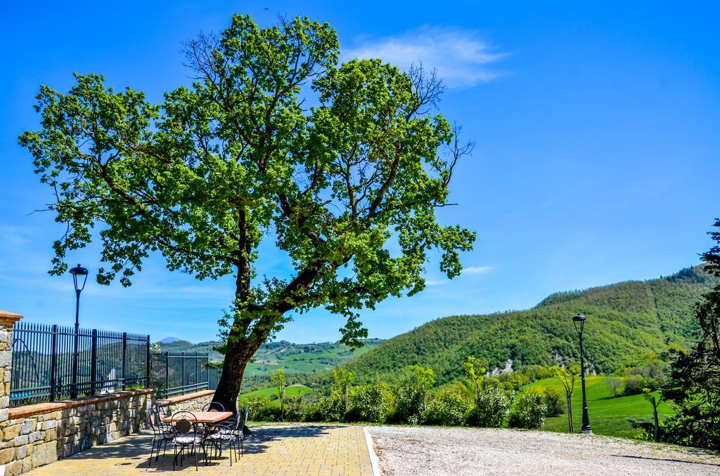 גוביו Tenuta Borgo Santa Cecilia מראה חיצוני תמונה